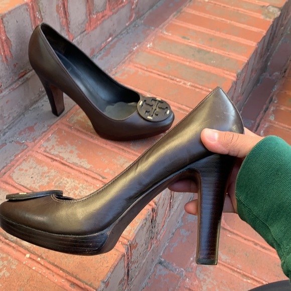 Tory Burch Betty Pump Calf Leather - Picture 14 of 16